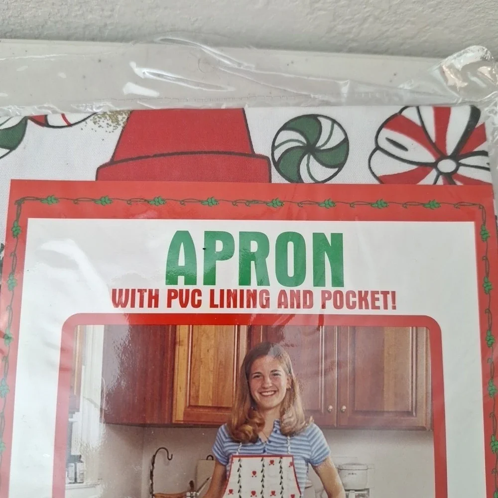 Vintage American Mills Bib Christmas Apron W/ Pocket Tree Mushroom Candies NEW